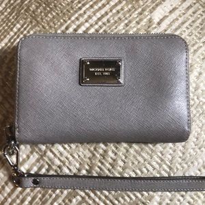 Michael Kors wristlet wallet